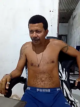 moreno25centimetro online show from April 2026 11:18:02 PM