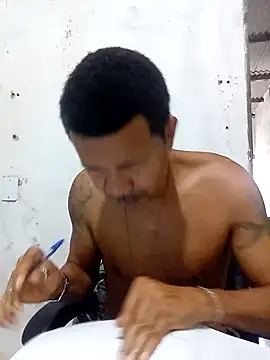 moreno25centimetro online show from April 2026 12:18:01 PM