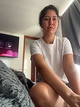 Snapshot of miss_silvia chatting on November 2025 03:24:02 PM miss silvia online show from November 2025 03:24:02 PM