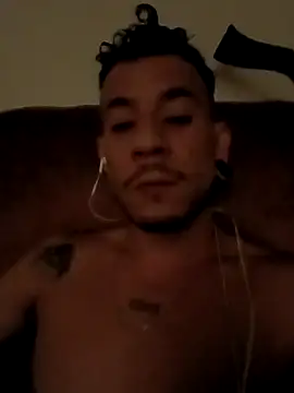 Snapshot of sou_elmaia chatting on November 2025 06:01:01 AM sou elmaia online show from November 2025 06:01:01 AM