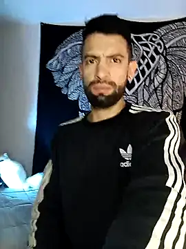 Enzo-wolf33 online show from September 2025 10:00:02 PM