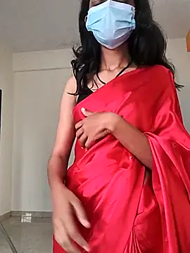 Shivani2002 online show from November 2025 01:38:01 AM