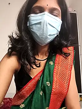 Shivani2002 online show from April 2026 01:16:02 AM