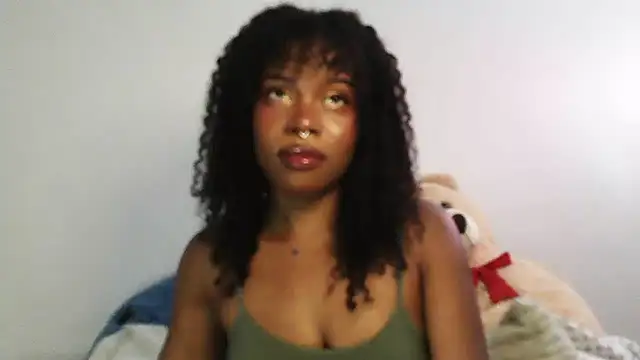 SparklingSoleil online show from September 2025 12:04:01 AM