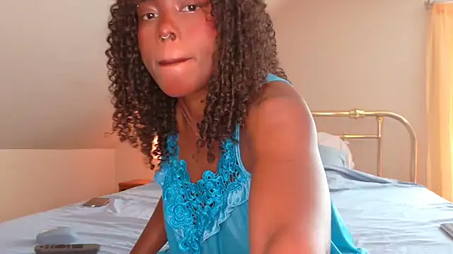 SparklingSoleil online show from July 2026 07:46:02 PM