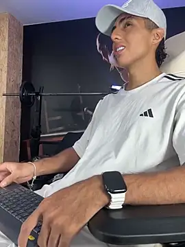 Mister Obsession online show from November 2025 06:17:01 PM