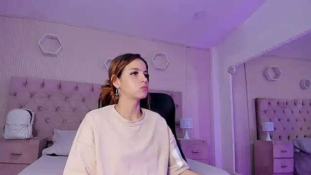 MadisonSky  online show from November 2025 12:34:01 PM