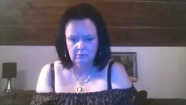 Snapshot of TiffanyMature chatting on September 2025 08:20:02 PM TiffanyMature online show from September 2025 08:20:02 PM