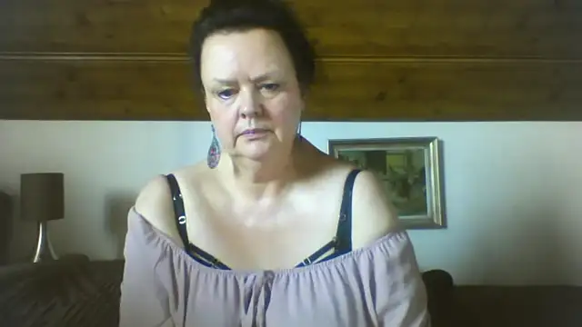 Snapshot of TiffanyMature chatting on September 2025 08:26:01 AM TiffanyMature online show from September 2025 08:26:01 AM