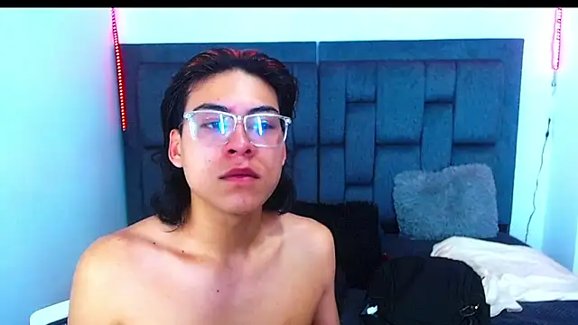 dirty model online show from September 2025 07:34:01 AM