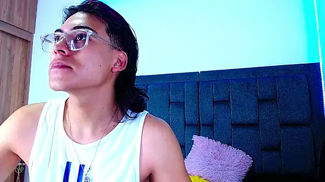 dirty model online show from October 2025 03:39:02 AM