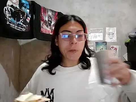 dirty model online show from May 2026 05:52:01 PM