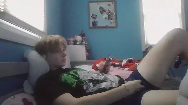 Liam axel35 online show from November 2025 09:03:02 PM