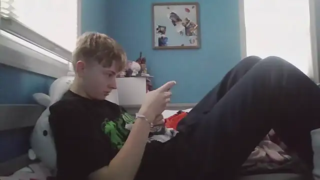 Liam axel35 online show from November 2025 08:42:01 PM