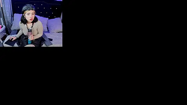 Snapshot of dafnelee chatting on September 2025 10:50:01 AM dafnelee online show from September 2025 10:50:01 AM