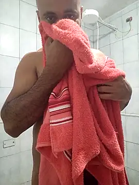 Snapshot of reisloko chatting on October 2025 10:11:02 PM reisloko online show from October 2025 10:11:02 PM