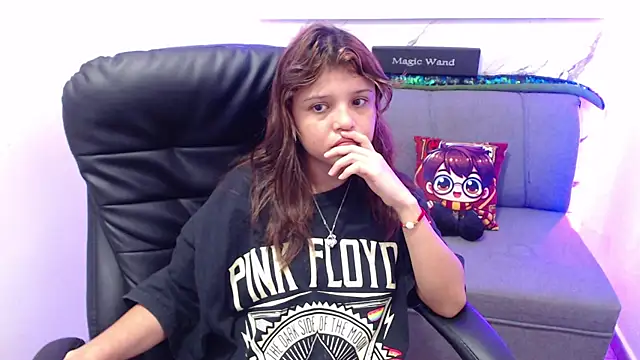 minnie cake online show from September 2025 09:04:02 PM