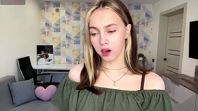 NylaNadler online show from February 2026 06:11:01 AM