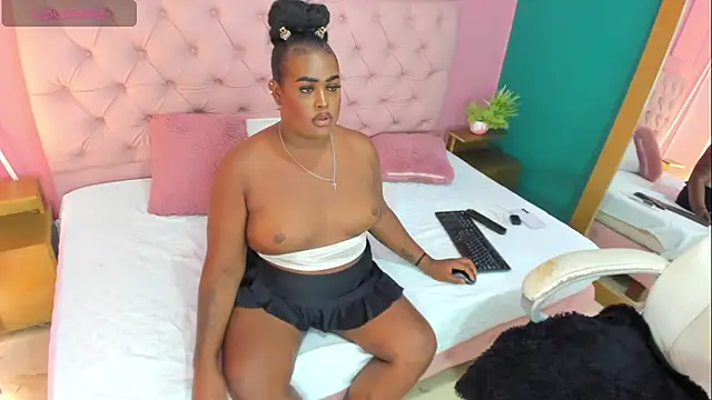  EvaRouse online show from September 2025 05:57:02 PM