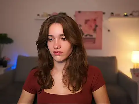 kissie cat online show from September 2025 05:13:01 PM