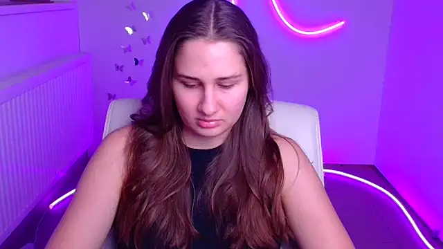 Stefanie Sweet online show from November 2025 06:49:01 AM