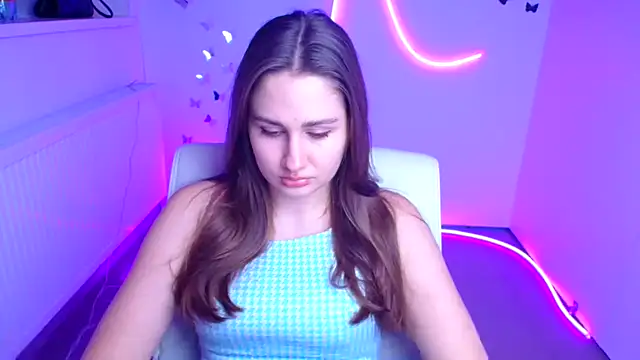 Stefanie Sweet online show from December 2025 12:33:02 PM