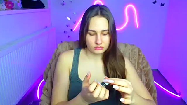 Stefanie Sweet online show from March 2026 06:32:01 AM