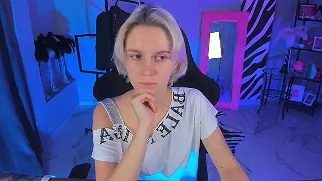 Snapshot of BethanyCloud chatting on October 2025 02:26:02 AM BethanyCloud online show from October 2025 02:26:02 AM