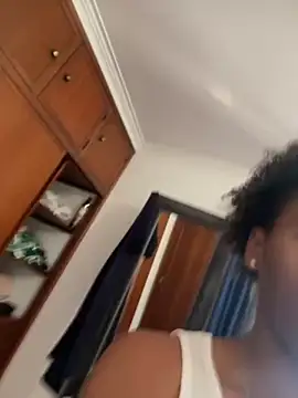 Marcossemjuiso46 online show from September 2025 12:38:01 PM