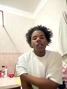 Marcossemjuiso46 online show from November 2025 07:26:01 PM