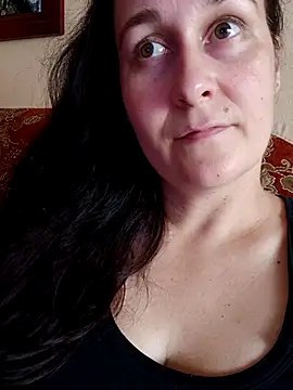 Amandda  online show from September 2025 11:32:02 AM