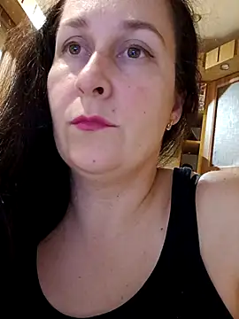 Amandda  online show from October 2025 06:31:02 PM