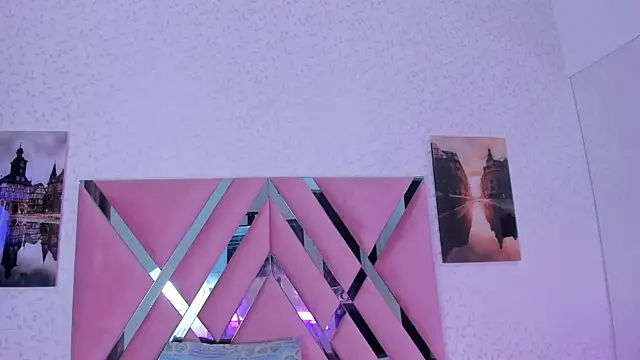 victoriavelasquez online show from September 2025 11:32:01 AM