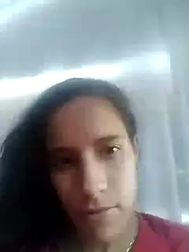 Snapshot of MiaCours chatting on November 2025 08:55:01 PM MiaCours online show from November 2025 08:55:01 PM