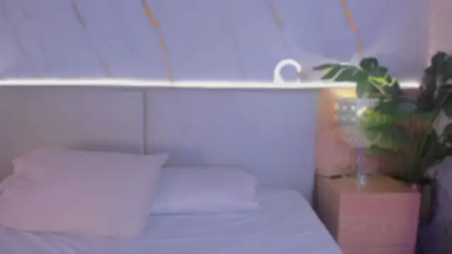 ChloeeMonroee online show from October 2025 12:06:01 PM