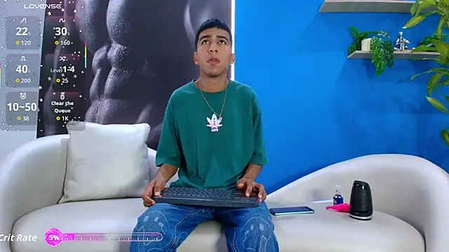 Snapshot of ender_h0t chatting on September 2025 01:34:02 PM ender h0t online show from September 2025 01:34:02 PM