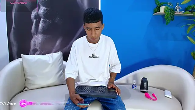 ender h0t online show from September 2025 02:11:01 PM