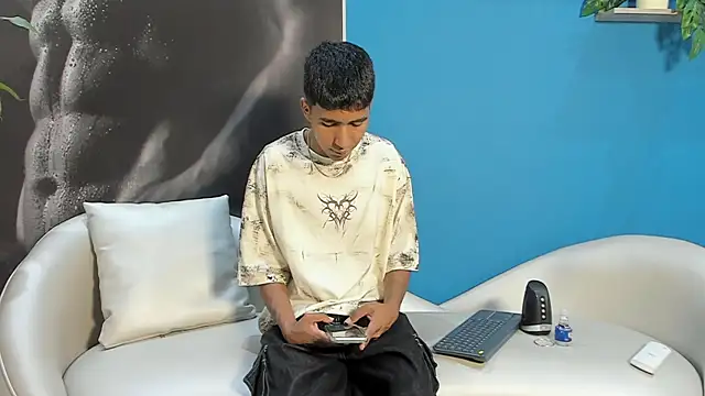 ender h0t online show from January 2026 01:57:02 PM