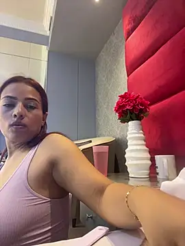 Snapshot of VictoriaFerro chatting on July 2026 01:13:01 PM VictoriaFerro online show from July 2026 01:13:01 PM