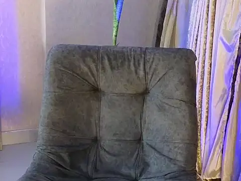 Snapshot of BenjaminCol_ chatting on October 2025 12:54:02 AM BenjaminCol online show from October 2025 12:54:02 AM