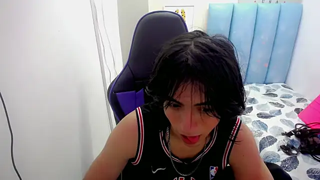 Snapshot of louis_baltazar chatting on September 2025 03:56:01 PM louis baltazar online show from September 2025 03:56:01 PM