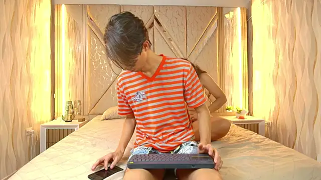 Couplex xxx online show from September 2025 01:31:02 AM