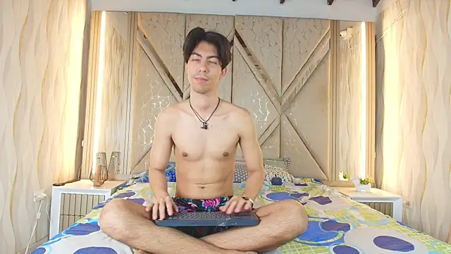 Snapshot of Couplex_xxx chatting on July 2026 07:13:01 AM Couplex xxx online show from July 2026 07:13:01 AM