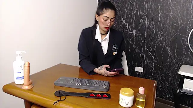 Snapshot of JulietteStar_ chatting on September 2025 11:54:02 AM JulietteStar online show from September 2025 11:54:02 AM