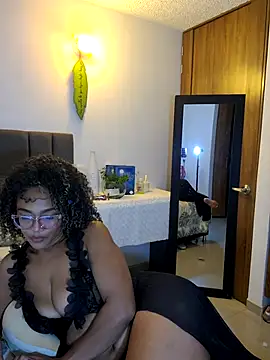 Snapshot of BiiancaEstradaa chatting on June 2026 12:30:01 AM BiiancaEstradaa online show from June 2026 12:30:01 AM