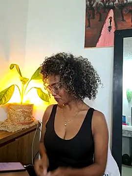 Snapshot of BiiancaEstradaa chatting on July 2026 10:44:02 PM BiiancaEstradaa online show from July 2026 10:44:02 PM