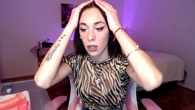 Sofia Amour online show from September 2025 10:14:01 PM