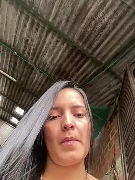 Snapshot of Mia_jhoonson chatting on November 2025 05:33:02 PM Mia jhoonson online show from November 2025 05:33:02 PM