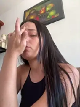 Mia jhoonson online show from February 2026 03:23:01 PM