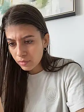 Lenapink19 online show from October 2025 04:17:02 PM